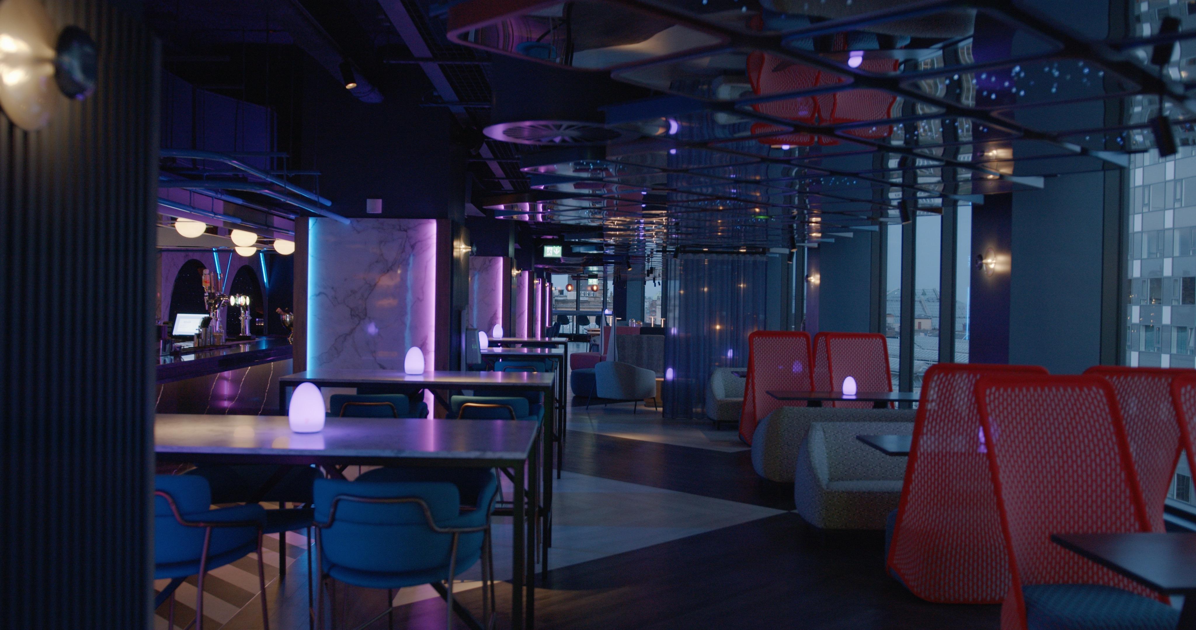 Yotel غلاسغو المظهر الخارجي الصورة Interior of the bar